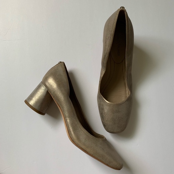 Donald J. Pliner Shoes - DONALD/PLINER CAMY GLITTER ROUND CHUNKY PUMP
